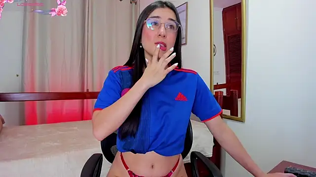 Elisabetta Amour online show from 06-21-26, 10:10