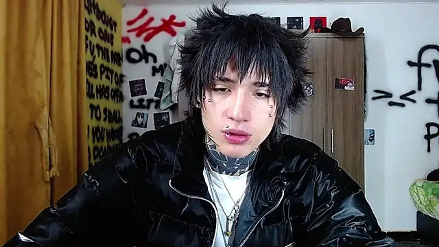 Snapshot of Ryoko_vishnu chatting on 06-14-26, 11:17 Ryoko vishnu online show from 06-14-26, 11:17
