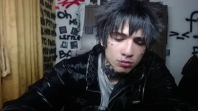 Snapshot of Ryoko_vishnu chatting on 05-28-26, 01:24 Ryoko vishnu online show from 05-28-26, 01:24