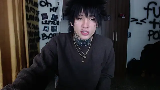 Snapshot of Ryoko_vishnu chatting on 05-16-26, 01:37 Ryoko vishnu online show from 05-16-26, 01:37