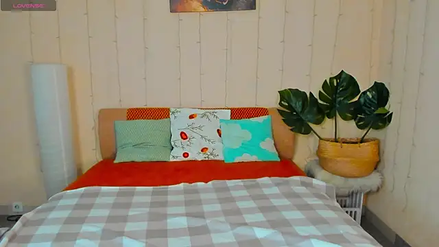 Blossom Soniya online show from 07-31-26, 01:38