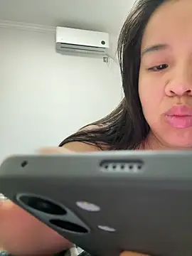 NiNa5203 online show from 05-19-26, 06:31