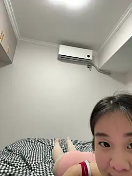 NiNa5203 online show from 05-12-26, 05:04