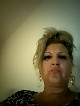 Divineblond online show from 10-07-25, 07:15