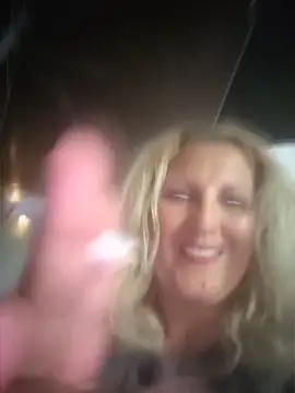 Divineblond online show from 06-11-26, 07:33