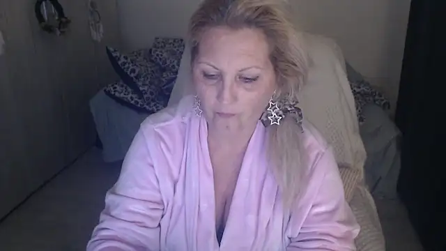 Divineblond online show from 03-23-26, 09:03