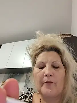 Divineblond online show from 02-08-26, 07:55