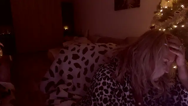 Divineblond online show from 01-05-26, 11:30