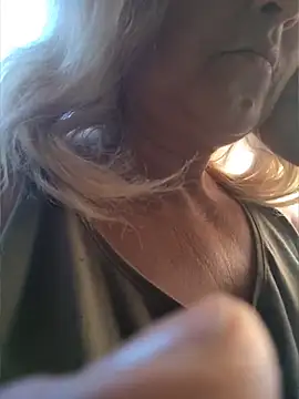 Divineblond online show from 06-07-26, 05:18