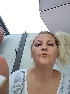 Divineblond online show from 06-13-26, 06:06