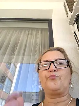 Divineblond online show from 10-10-25, 09:54