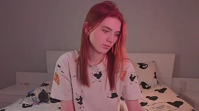 Snapshot of MariAllen chatting on 05-13-26, 06:31 MariAllen online show from 05-13-26, 06:31