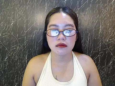 ur prettychelsie online show from 04-27-26, 09:35