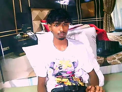 SubmissiveStallion69 online show from 04-23-26, 06:09