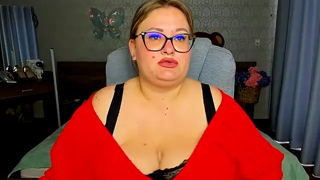 IrenRori online show from 06-11-26, 06:10