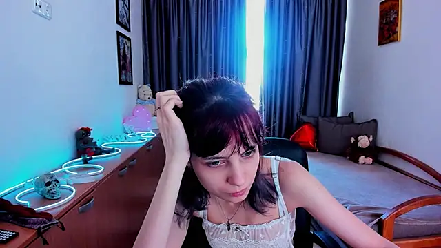 MiniLysii online show from 06-22-26, 05:48