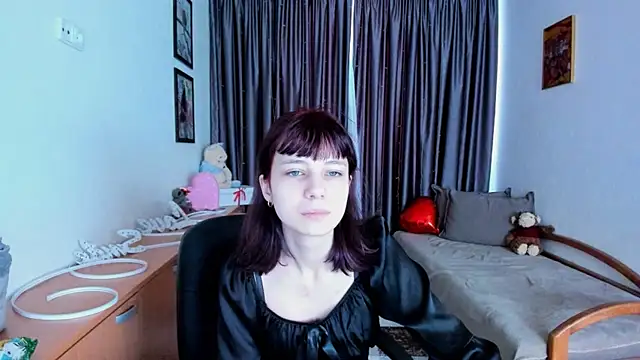 MiniLysii online show from 05-07-26, 05:33