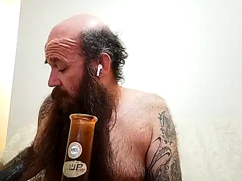 duzzarulz421 online show from 06-18-26, 01:27