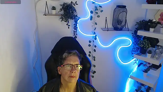 selena ferreira online show from 06-09-26, 07:26