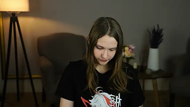 ErnaAmerica online show from 04-22-26, 02:13