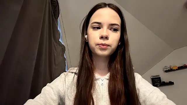 Snapshot of JoellaGrode chatting on 05-03-26, 06:22 JoellaGrode online show from 05-03-26, 06:22