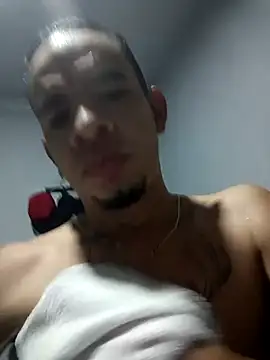 hotshame21 online show from 04-28-26, 04:28