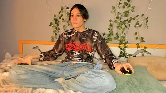 SolarFringe online show from 05-07-26, 06:50