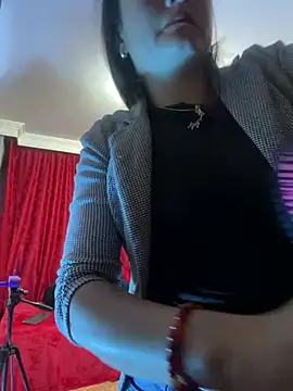 SamiiContreras  online show from 05-27-26, 11:06