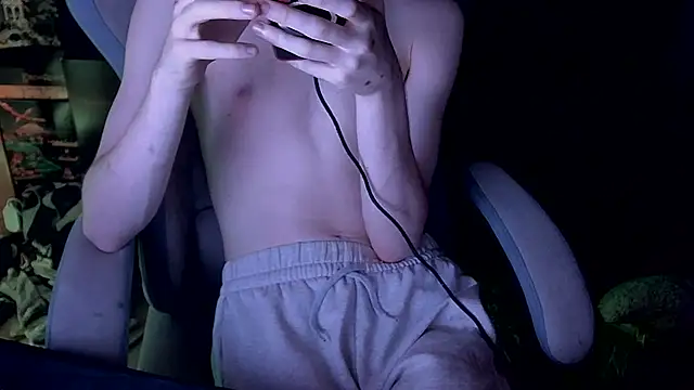 JackJ1345 online show from 08-04-26, 08:13