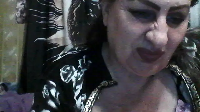 LoaqLovew online show from 06-03-26, 07:42