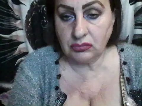 LoaqLovew online show from 05-05-26, 07:22
