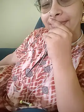 Call Honey online show from 05-09-26, 05:22