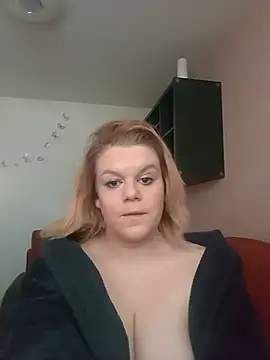 Maryquenn online show from 05-20-26, 08:00