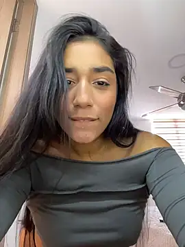 SaryJonex online show from 05-04-26, 03:37