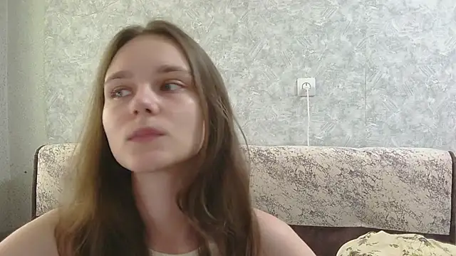 DolcezzaCream online show from 07-21-26, 11:33