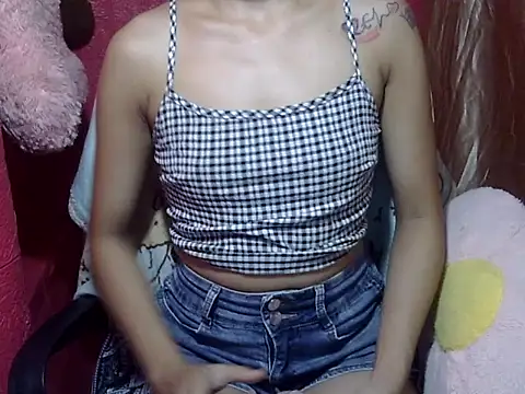 Snapshot of Horny_WetPussy chatting on 06-30-26, 05:18 Horny WetPussy online show from 06-30-26, 05:18