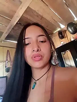 Snapshot of Soffia-zapata chatting on 05-08-26, 05:28 Soffia-zapata online show from 05-08-26, 05:28