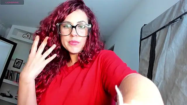 BrunaBulloock online show from 07-24-26, 11:45