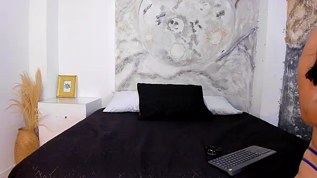 SammyMorales  online show from 05-07-26, 03:33