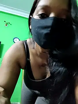 Scarlethoty online show from 05-12-26, 03:47