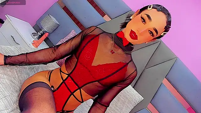 Snapshot of sexyjessicamistres chatting on 04-28-26, 08:35 sexyjessicamistres online show from 04-28-26, 08:35