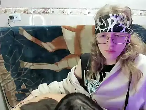 Jinnbooky online show from 04-25-26, 02:36