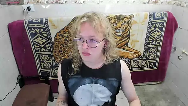 Jinnbooky online show from 08-07-26, 07:42