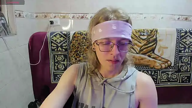 Jinnbooky online show from 07-22-26, 08:16