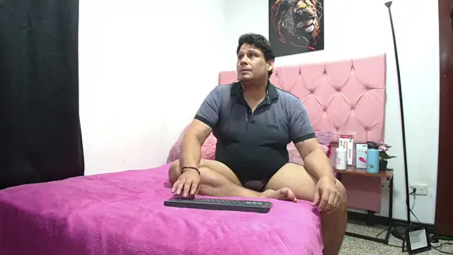 Snapshot of Xtream_LoversXXX chatting on 06-04-26, 09:19 Xtream LoversXXX online show from 06-04-26, 09:19