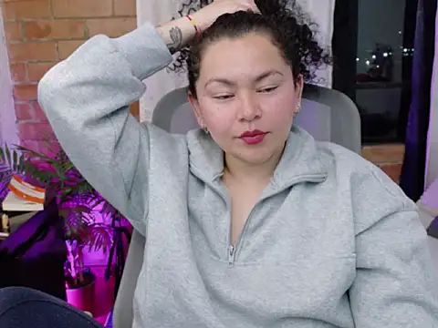 MissBronte online show from 07-31-26, 03:06