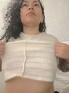 MissBronte online show from 06-12-26, 03:04