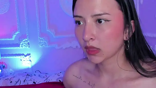 Snapshot of EmmyCastillo chatting on 05-08-26, 07:17 EmmyCastillo online show from 05-08-26, 07:17
