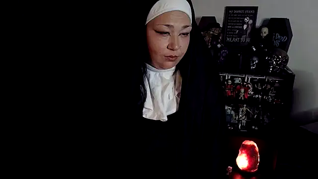 chelledark online show from 06-14-26, 08:54