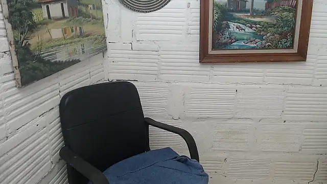 Snapshot of Sol_vannesa chatting on 07-22-26, 02:57 Sol vannesa online show from 07-22-26, 02:57